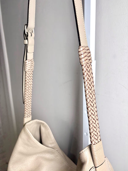 Gucci Taupe Leather Pebble Leather Men's Messenger Pre-owned Bag