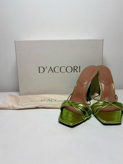 W Shoe Size 38 (7.5 - 8) D'Accori Bright Green "Lust Mules" Leather Calf Heels