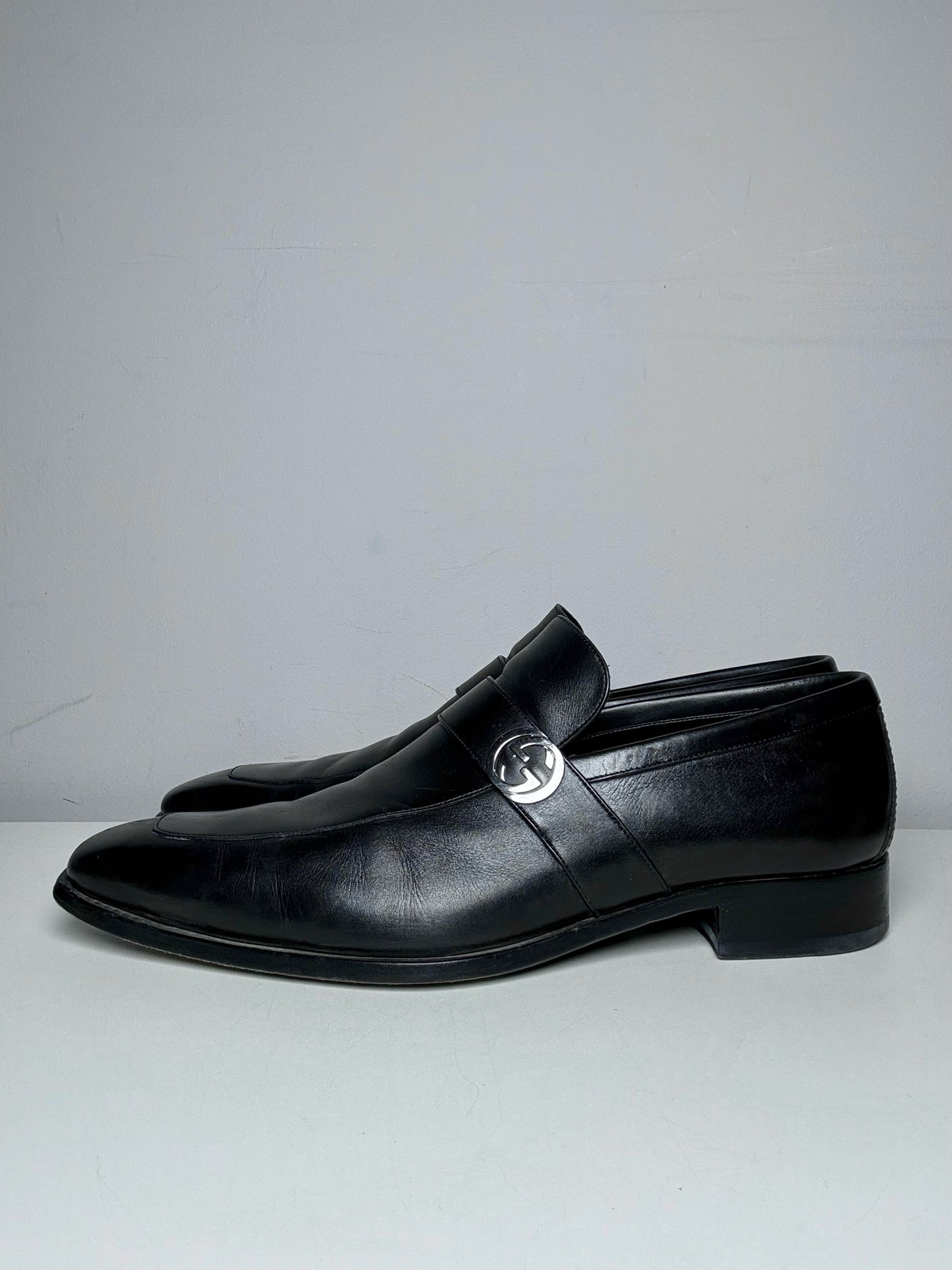 Gucci Black Leather Solid Size 11.5 Cowhide Men's Shoes – VIDA STYLE SHOP