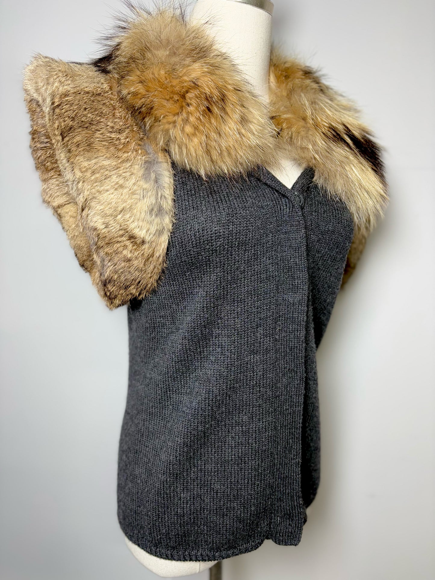 Women Size S Diane Von Furstenberg Charcoal Solid w/Fox Trim Wool Blend Sweater