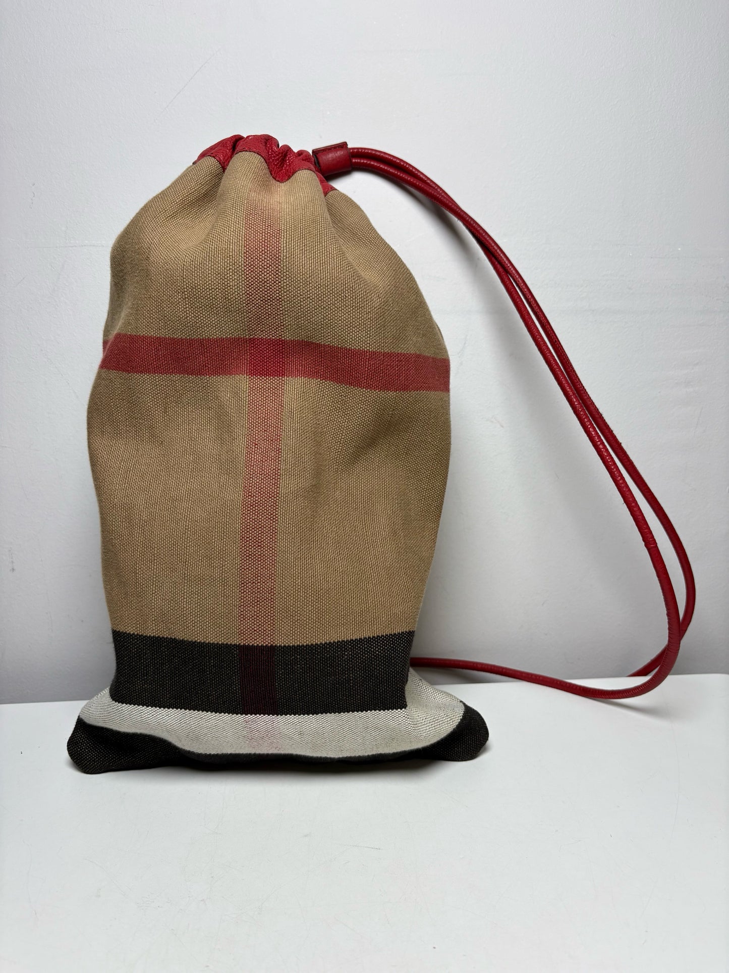 Women's Burberry Nova Check Canvas & Red Pebble Leather Pre-Owned Drawstring Purse