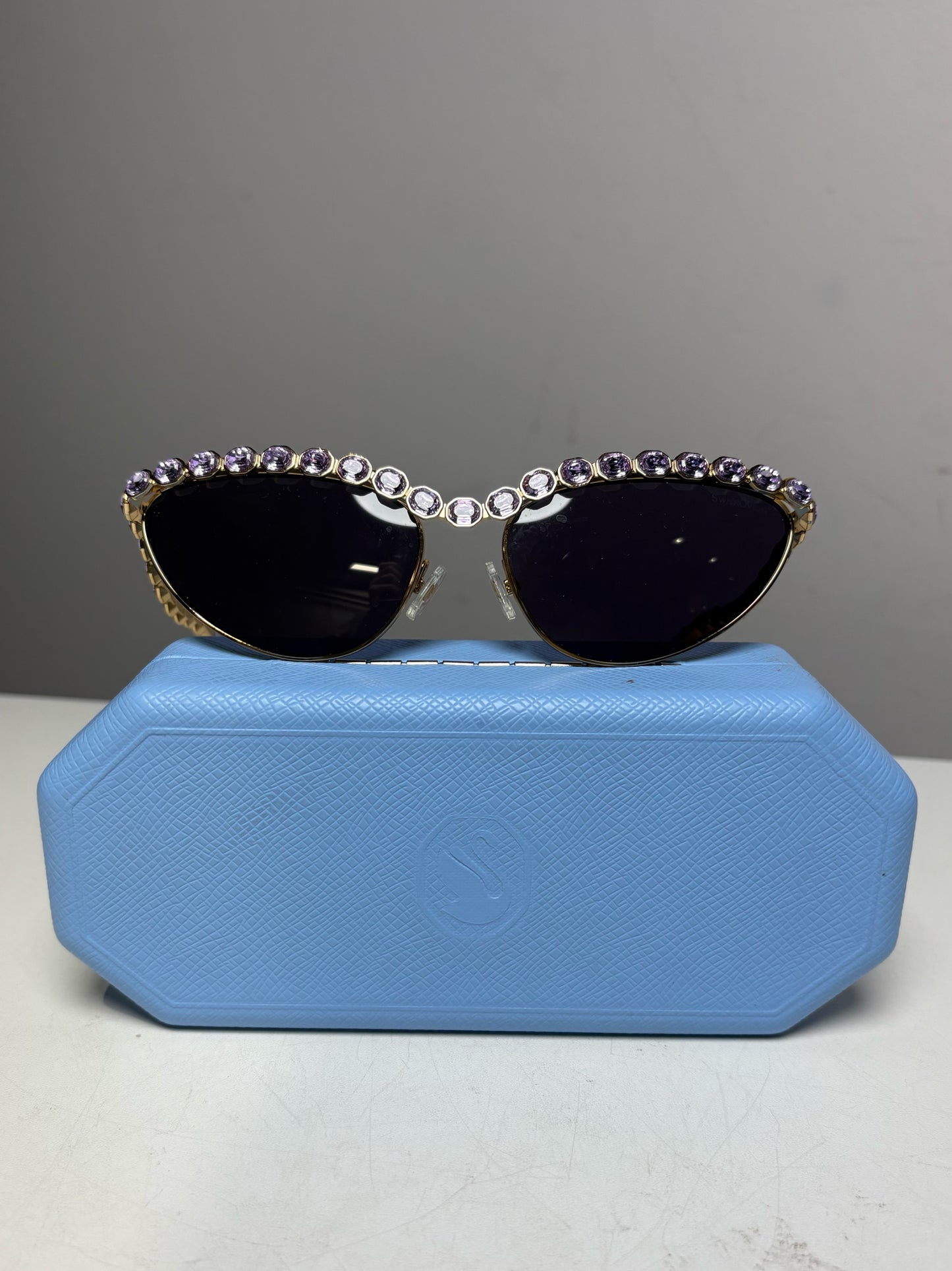 Swarovski Purple SK7030 Cat Eye Crystalized Sunglasses Women's Pre-owned