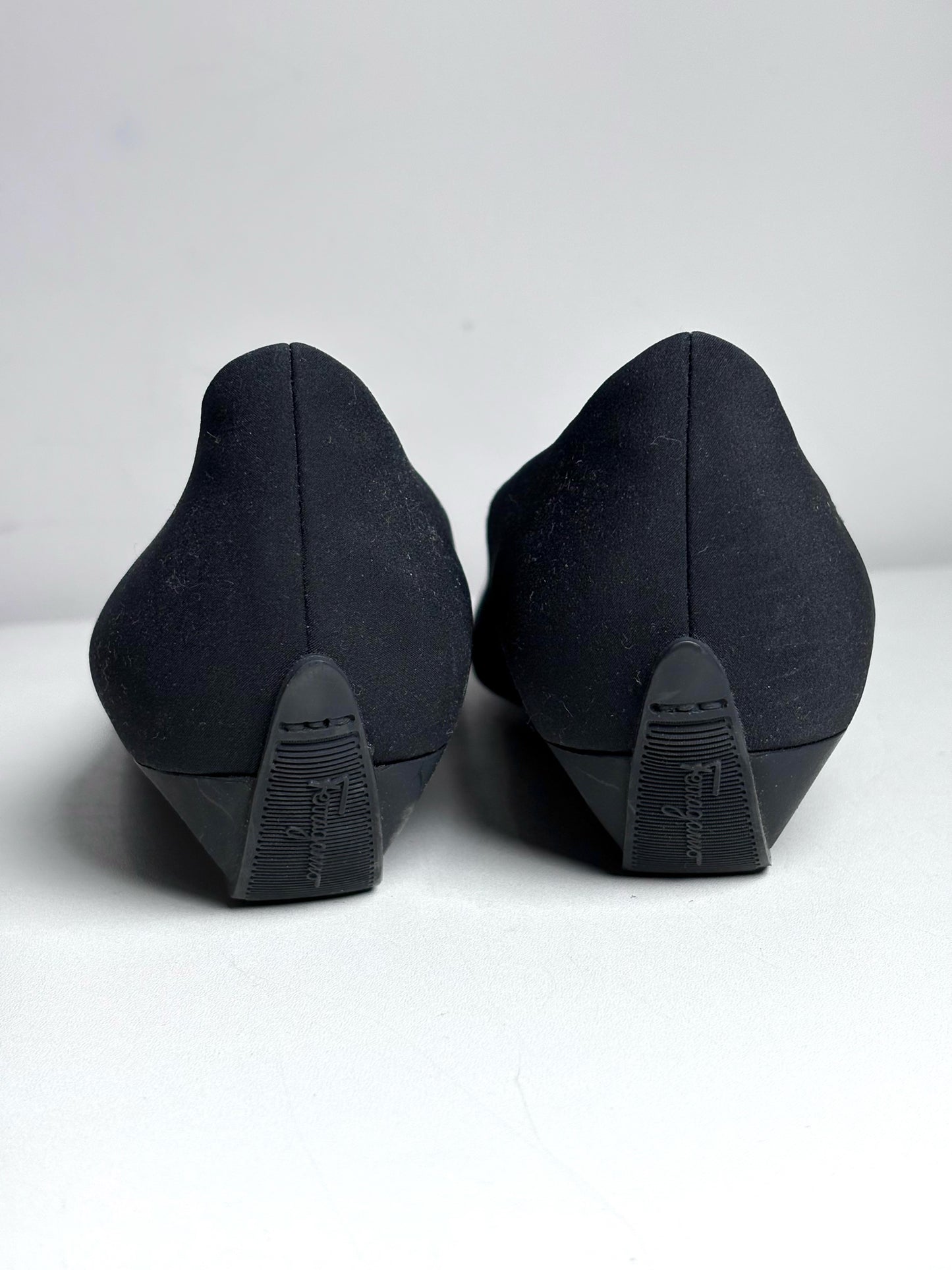 W Shoe Size 8 Ferragamo Black Flats