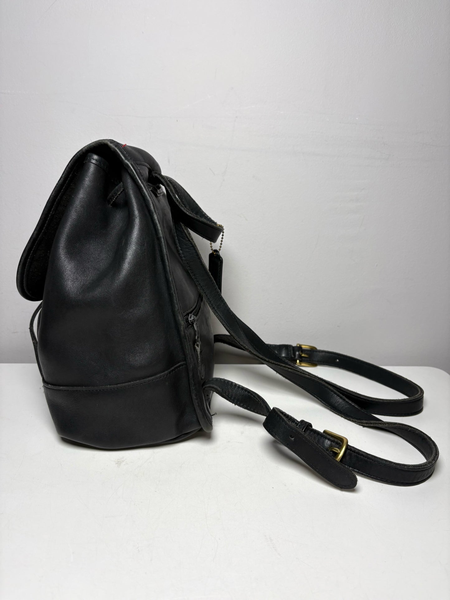 Women's Coach 9791 Black Leather Vintage Pre-Owned Medium Backpack