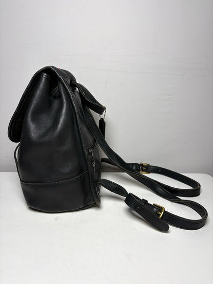 Women's Coach 9791 Black Leather Vintage Pre-Owned Medium Backpack
