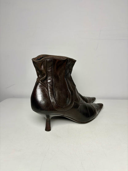 W Shoe Size 38.5 Chanel Interlocking Brown Leather Ankle Boots