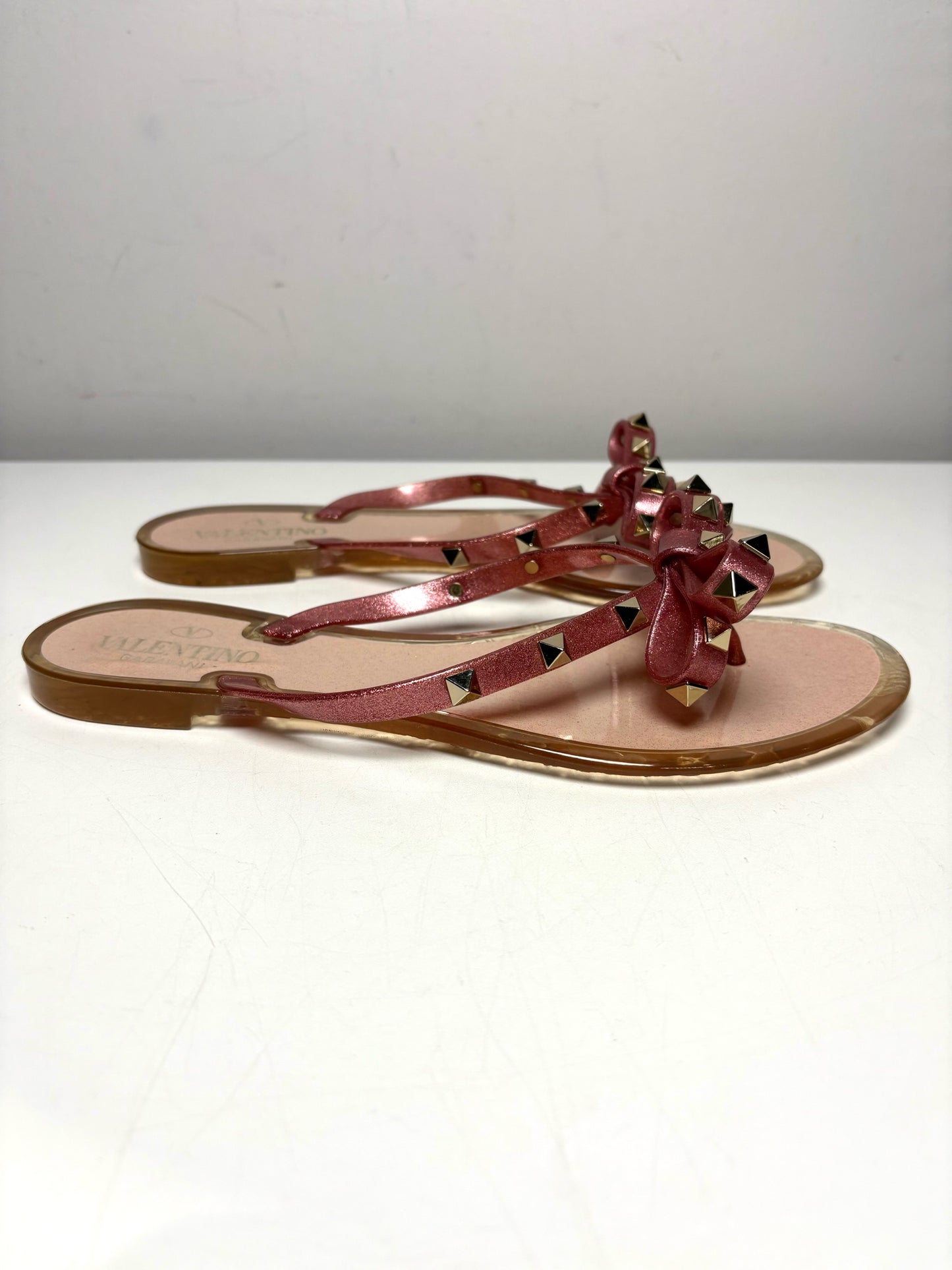 Valentino Garavani Rockstud Jelly Glitter Sparkle Pink PVC Size 39 Sandals