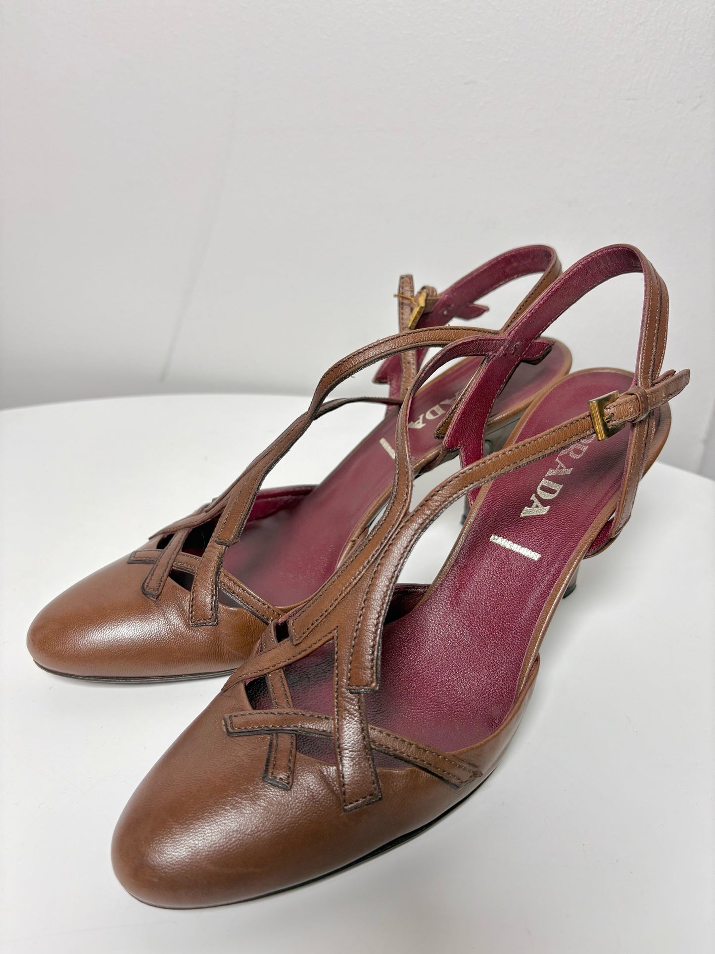 W Shoe Size 36.5 (6.5 US) Prada Brown Leather Vintage Pump