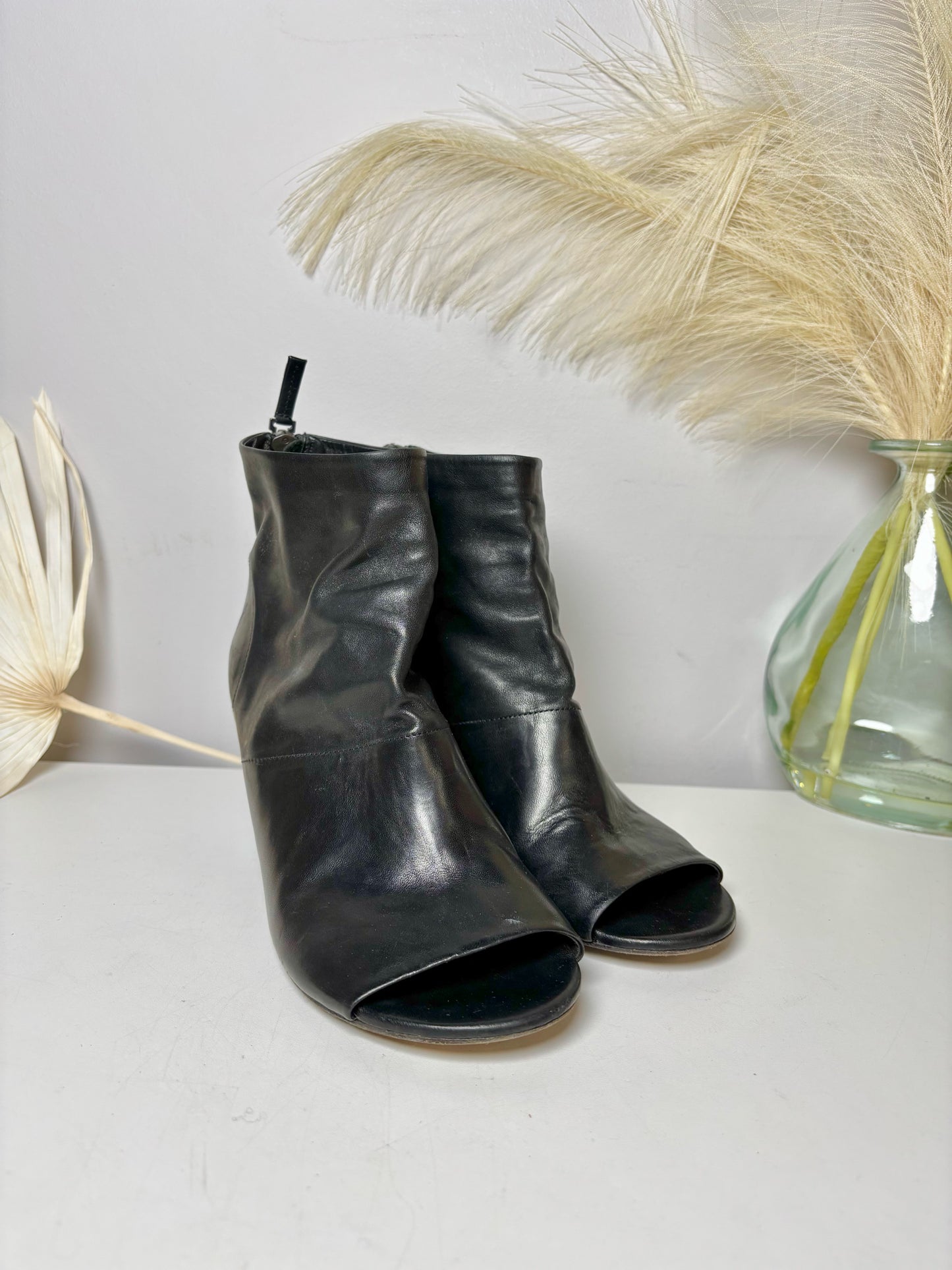 W Shoe Size 6 Marsell Black Leather Cowhide Boots