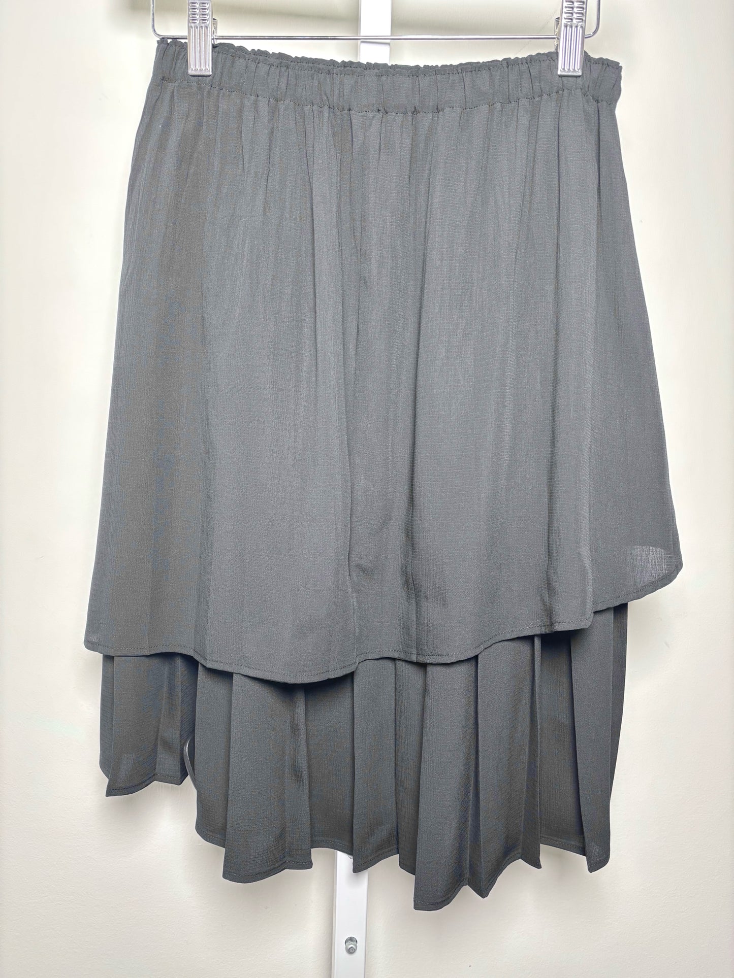 Women Size XS Babette Black Solid Skirt