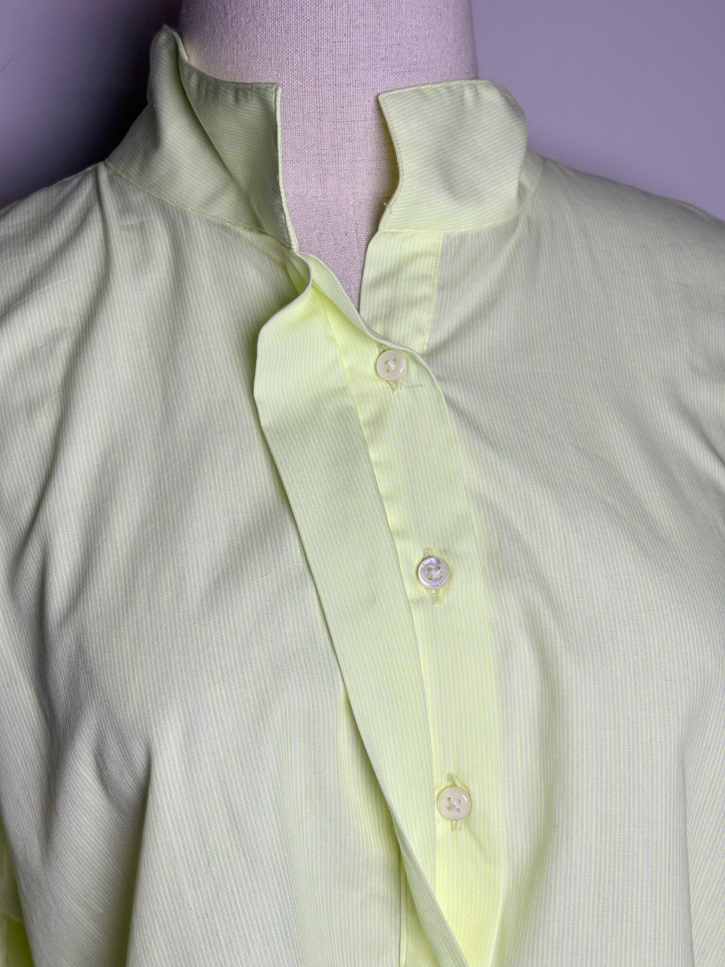 Women Size M Ann Mashburn Lime Green Solid Women's Pre-owned Shirt