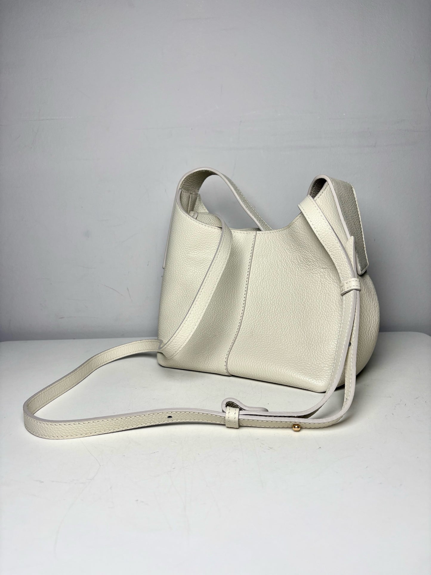 Banana Republic Leather Pre-owned Stone Pebble Grain Small Purse