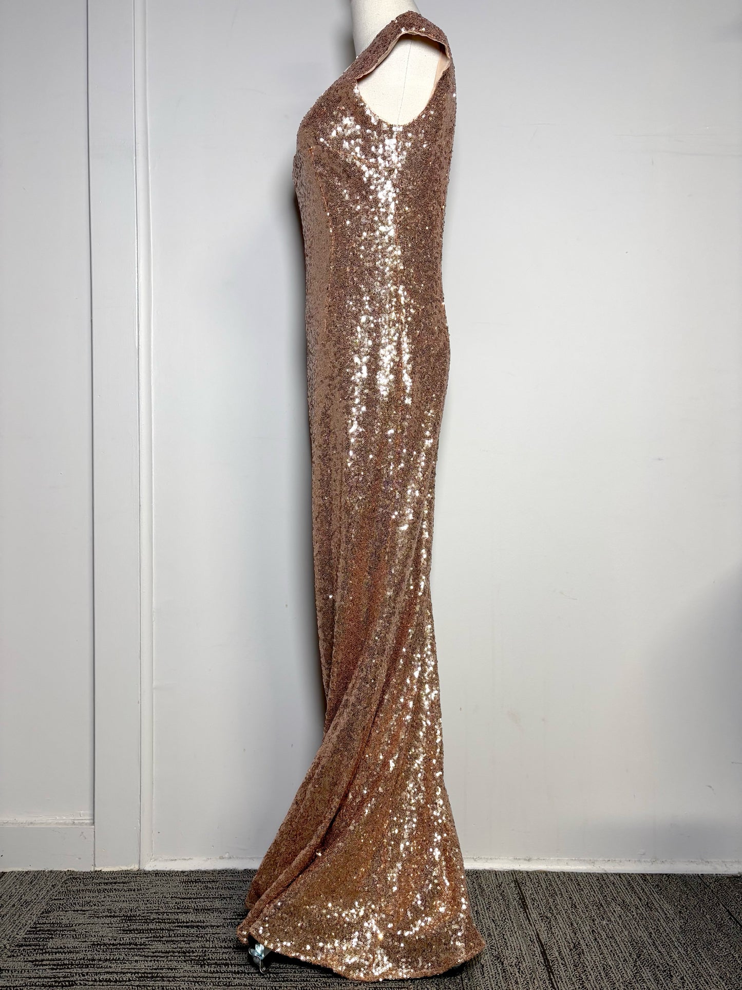 Women Size 6 Theia Rose gold Sequins Gown