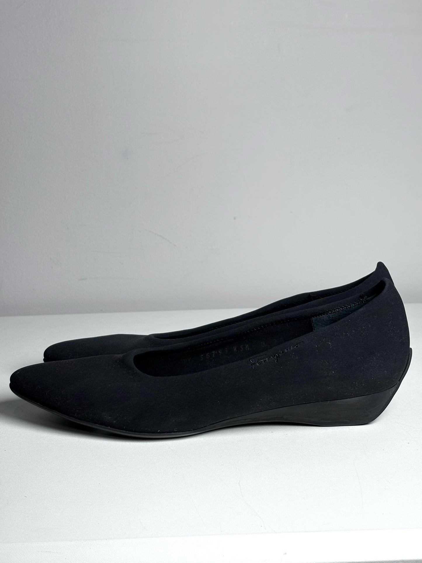 W Shoe Size 8 Ferragamo Black Flats