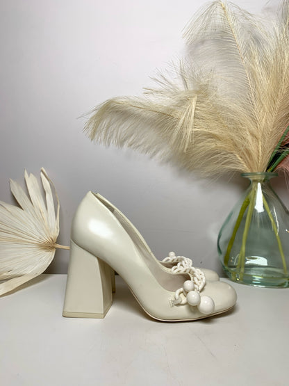 W Shoe Size 6.5 Tory Burch Cream Leather Cowhide Heels
