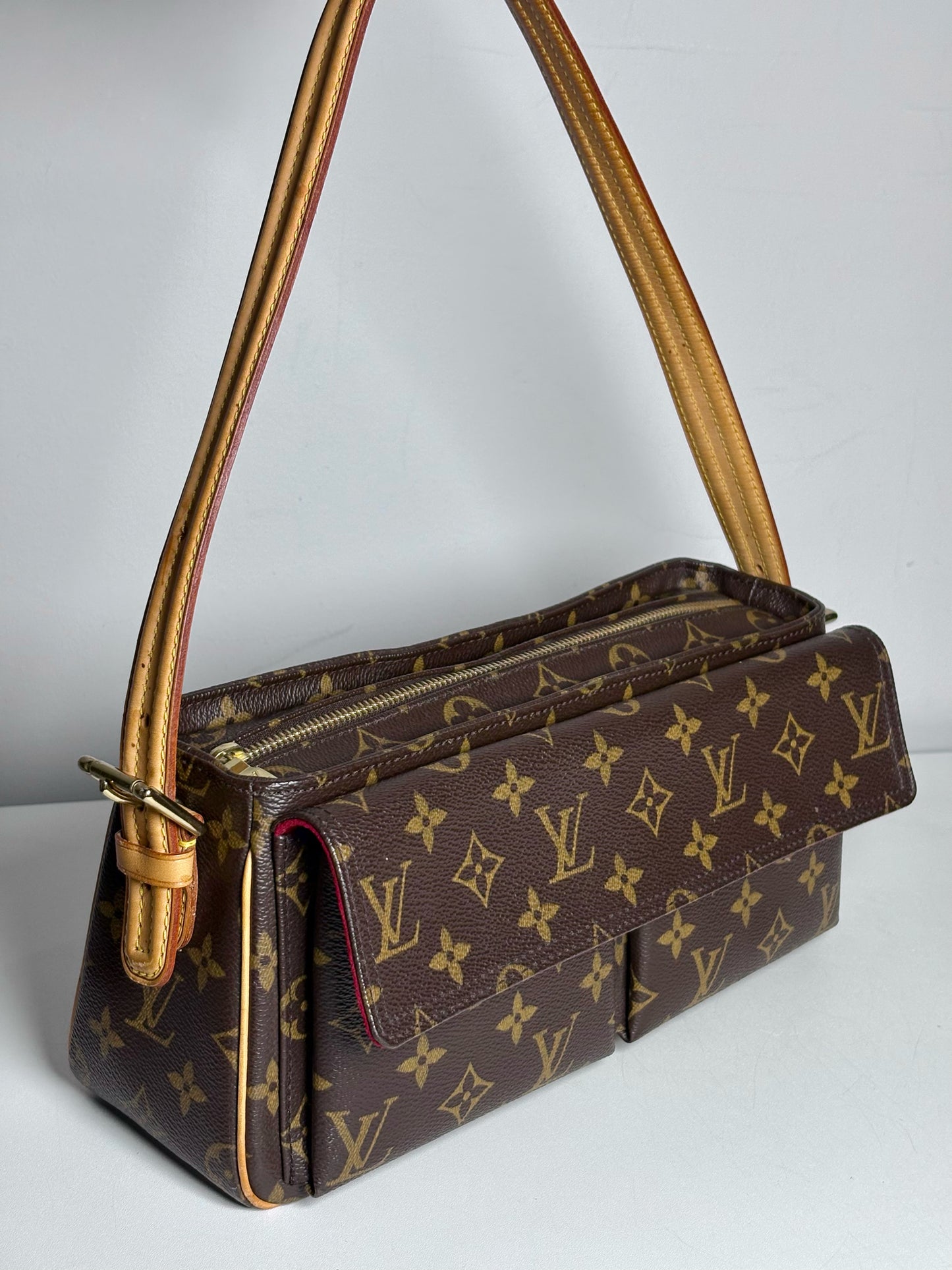 Louis Vuitton Vivacite MM Monogram Coated Canvas Authentic Bag Pre-owned