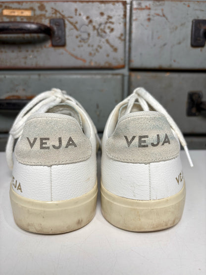 W Shoe Size 8 Veja White Sneakers