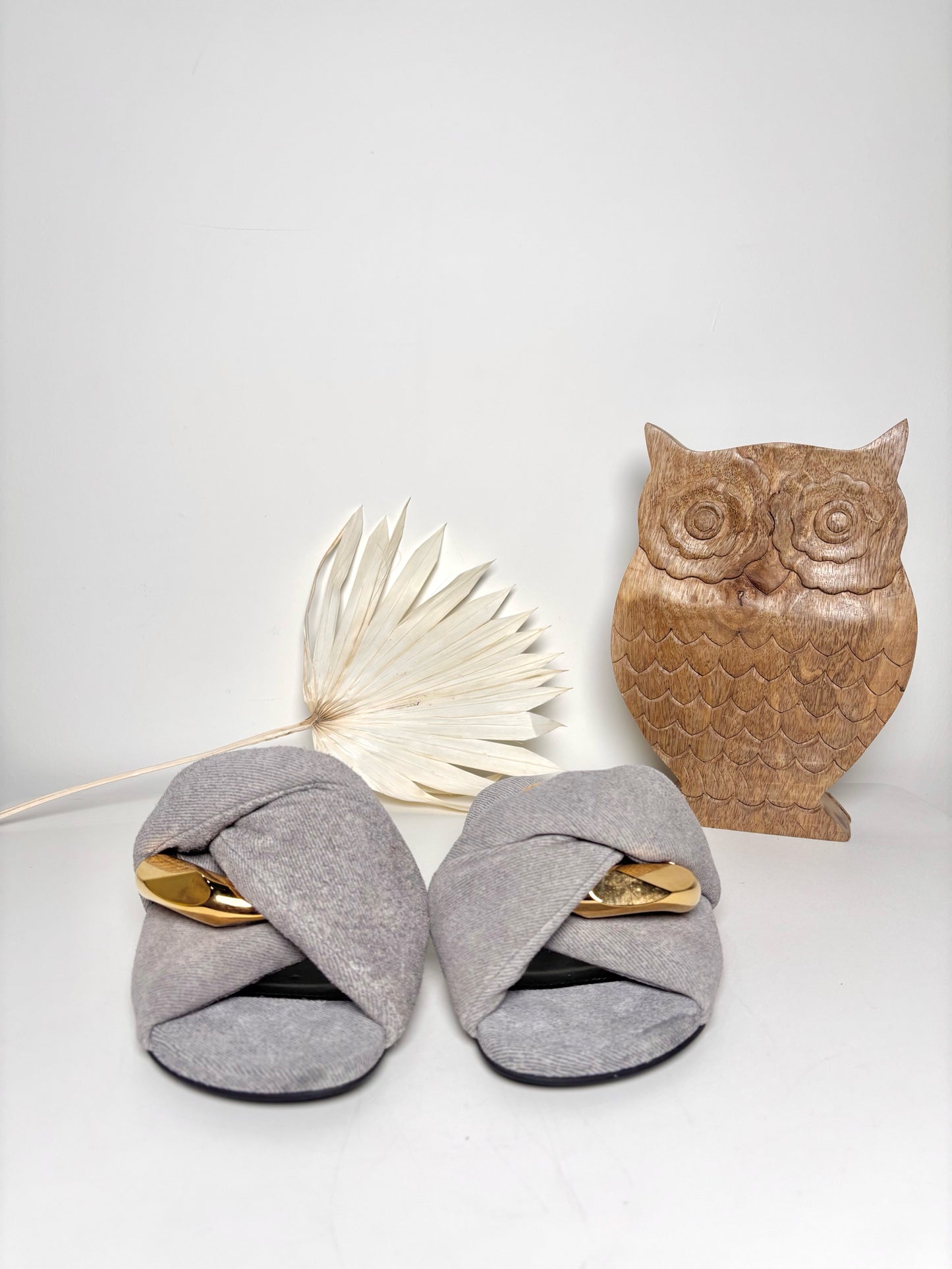 W Shoe Size 38 JW Anderson Gray Denim Cowhide Sole Twist Chain Sandals