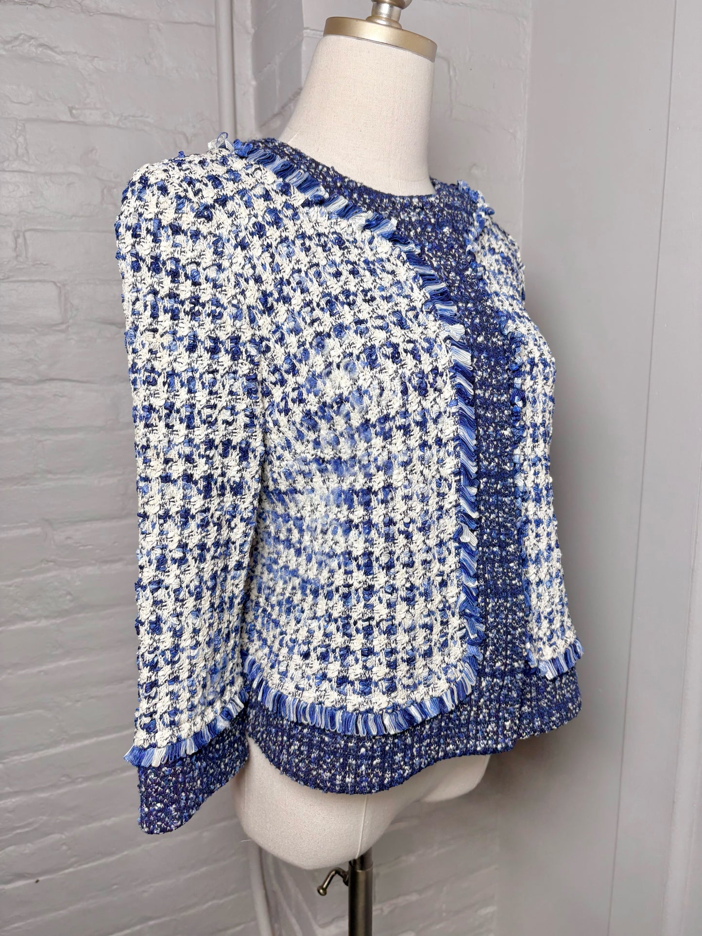 Women Size 6 St. John Blue, White Boucle Cropped Fringe Trim Blazer