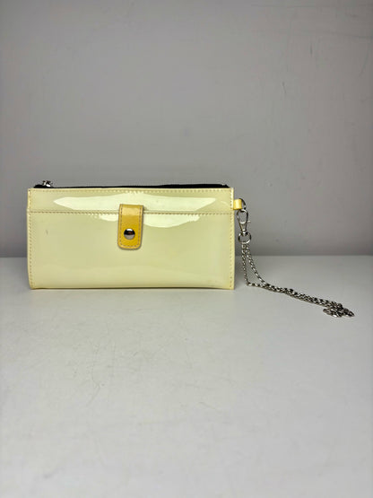 Lafayette 148 Solid Patent Leather Pre-owned Pale Yellow Clutch Purse