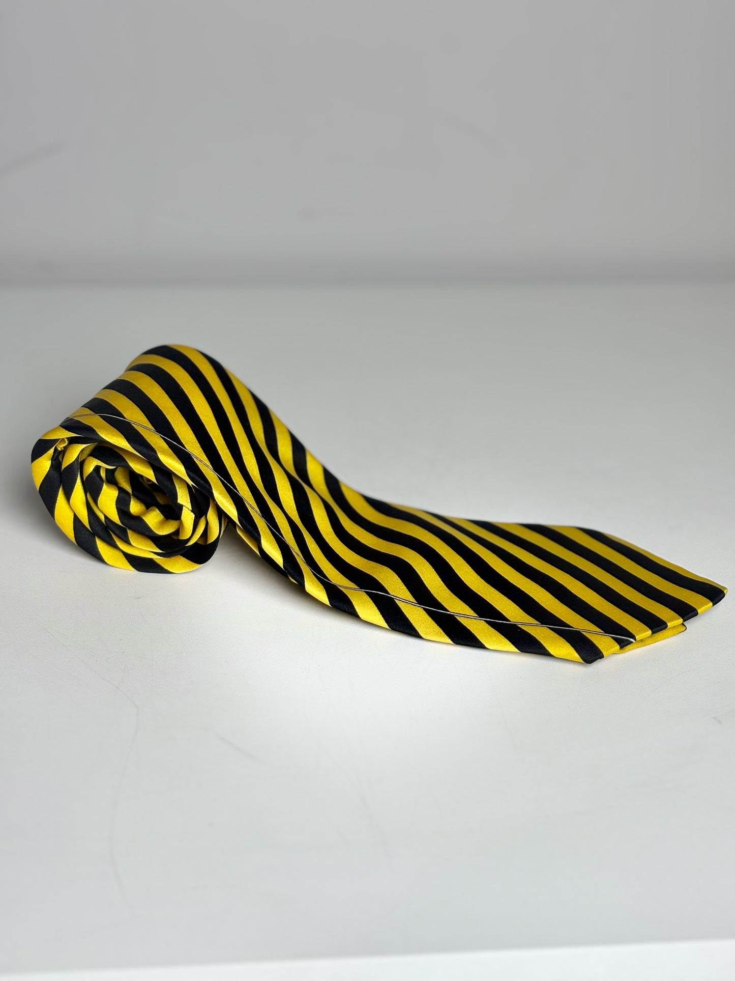 Bijan Black, Yellow 100% Silk Diagonal Stripes Men's Pre-owned Tie
