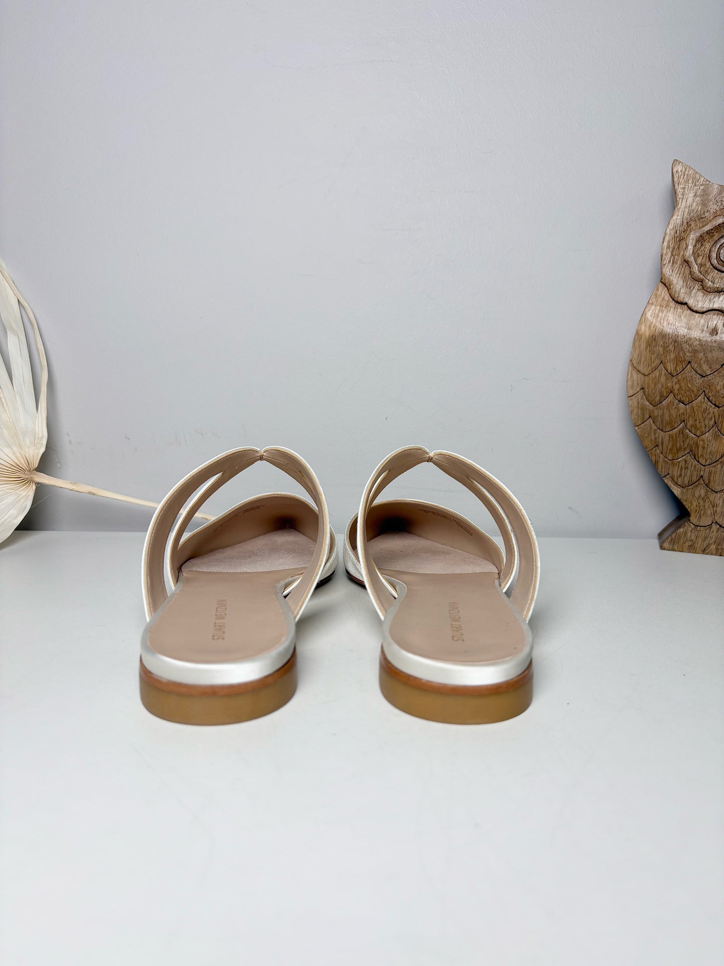 W Shoe Size 8 Stuart Weitzman Cream Satin Flats