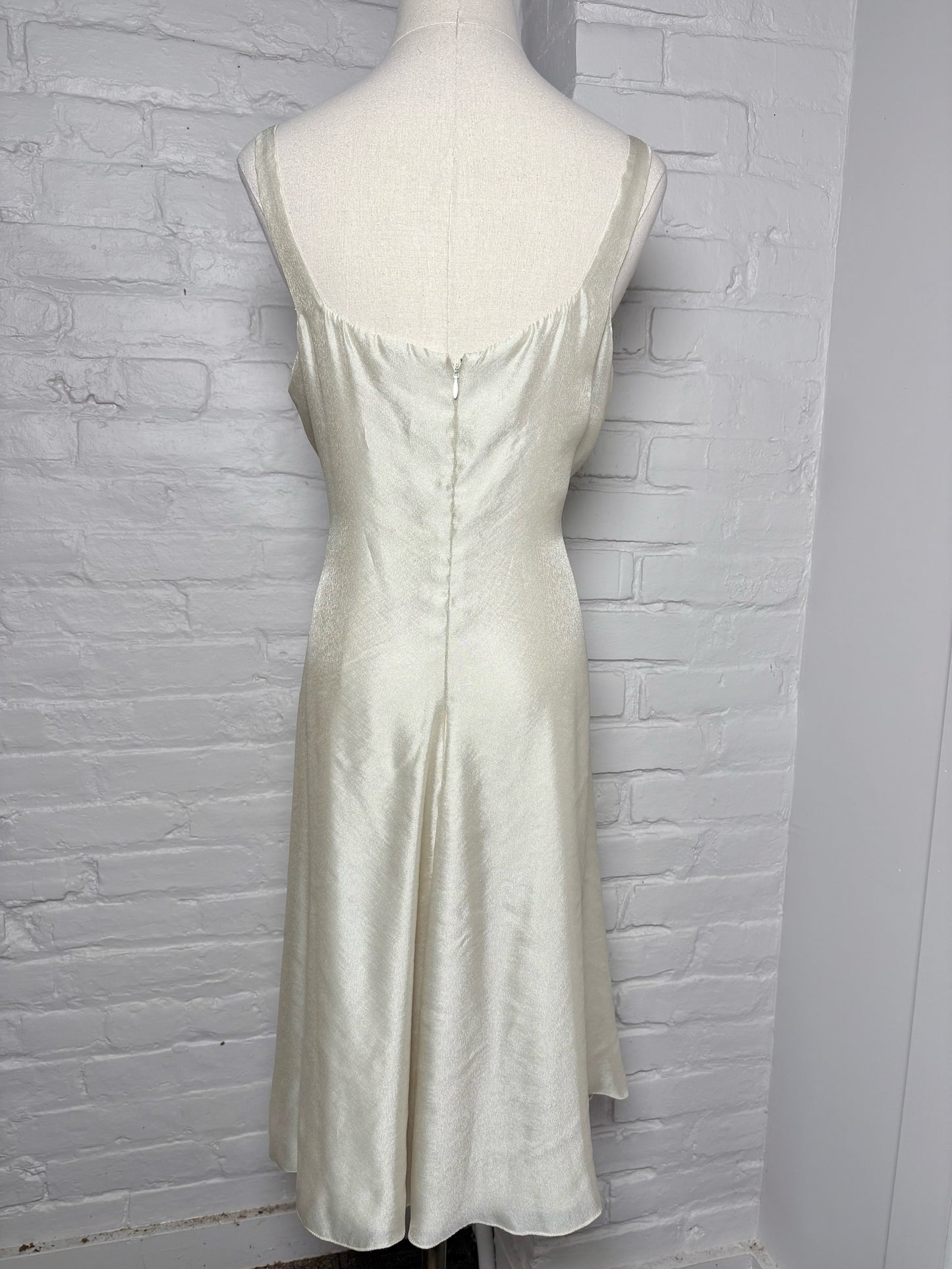 Women Size 14 (XXL) Armani Collection Bone Sheath Dress