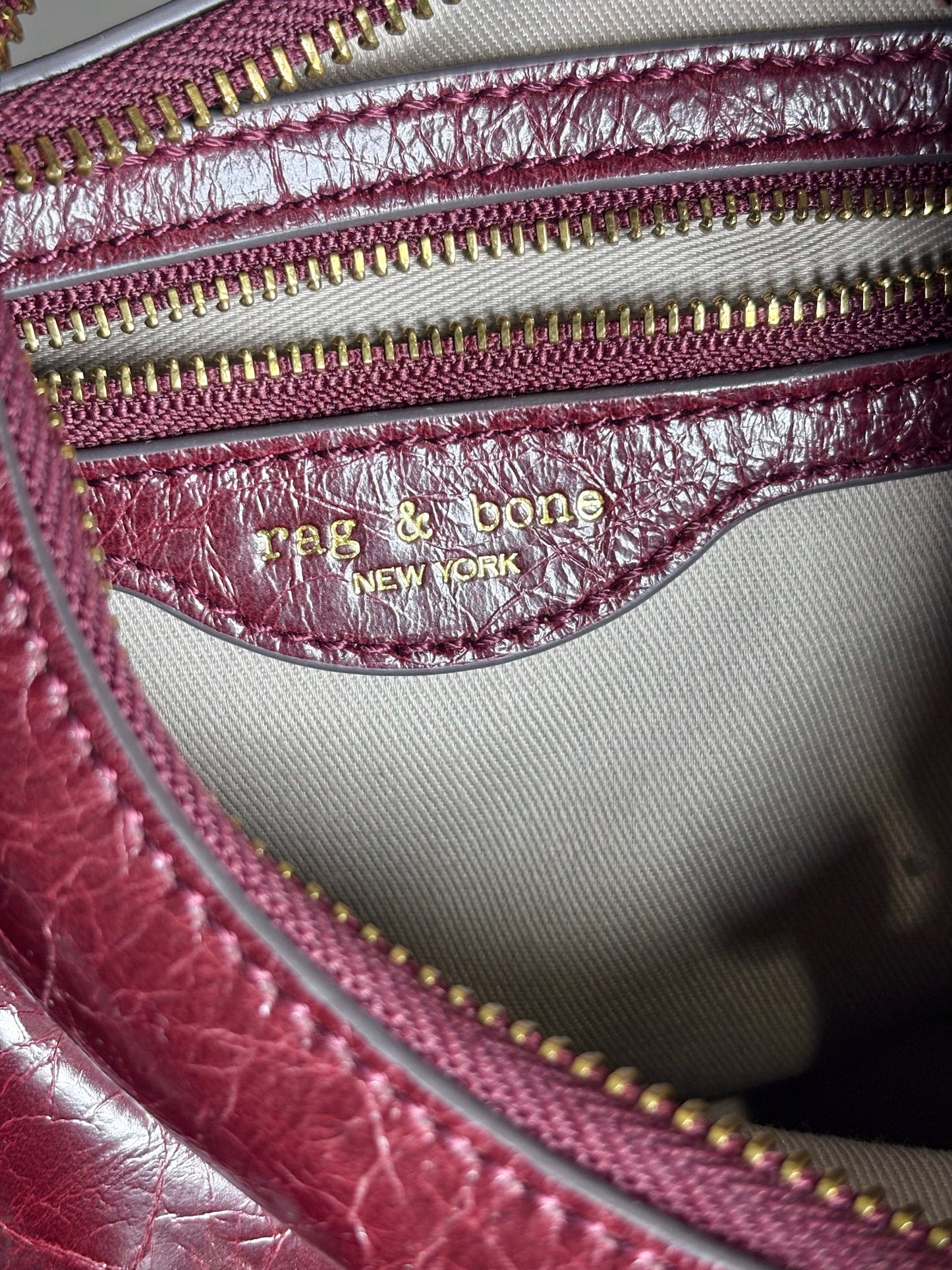 Rag & Bone Hudson Cracked Leather Pre-owned Burgundy Hobo Bag