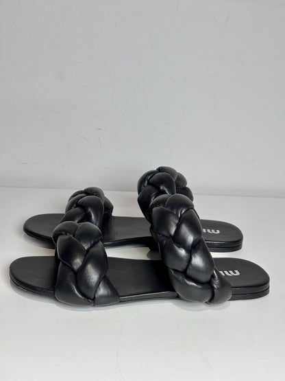 W Shoe Size 38 (8 US) Miu Miu Black Leather Women's Pre-owned Sandals