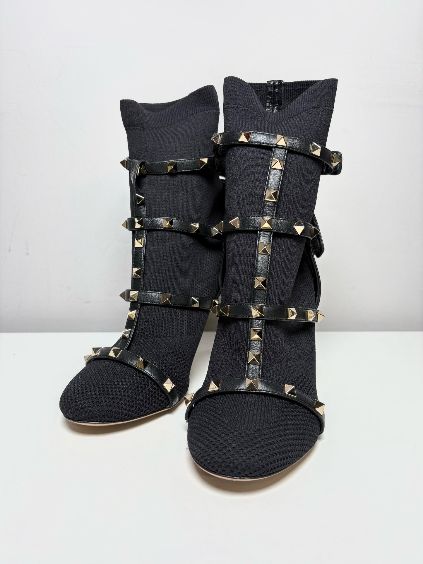 W Shoe Size 38 Valentino Garavani Black Stretc Leather Rockstud Pre-owned Boots