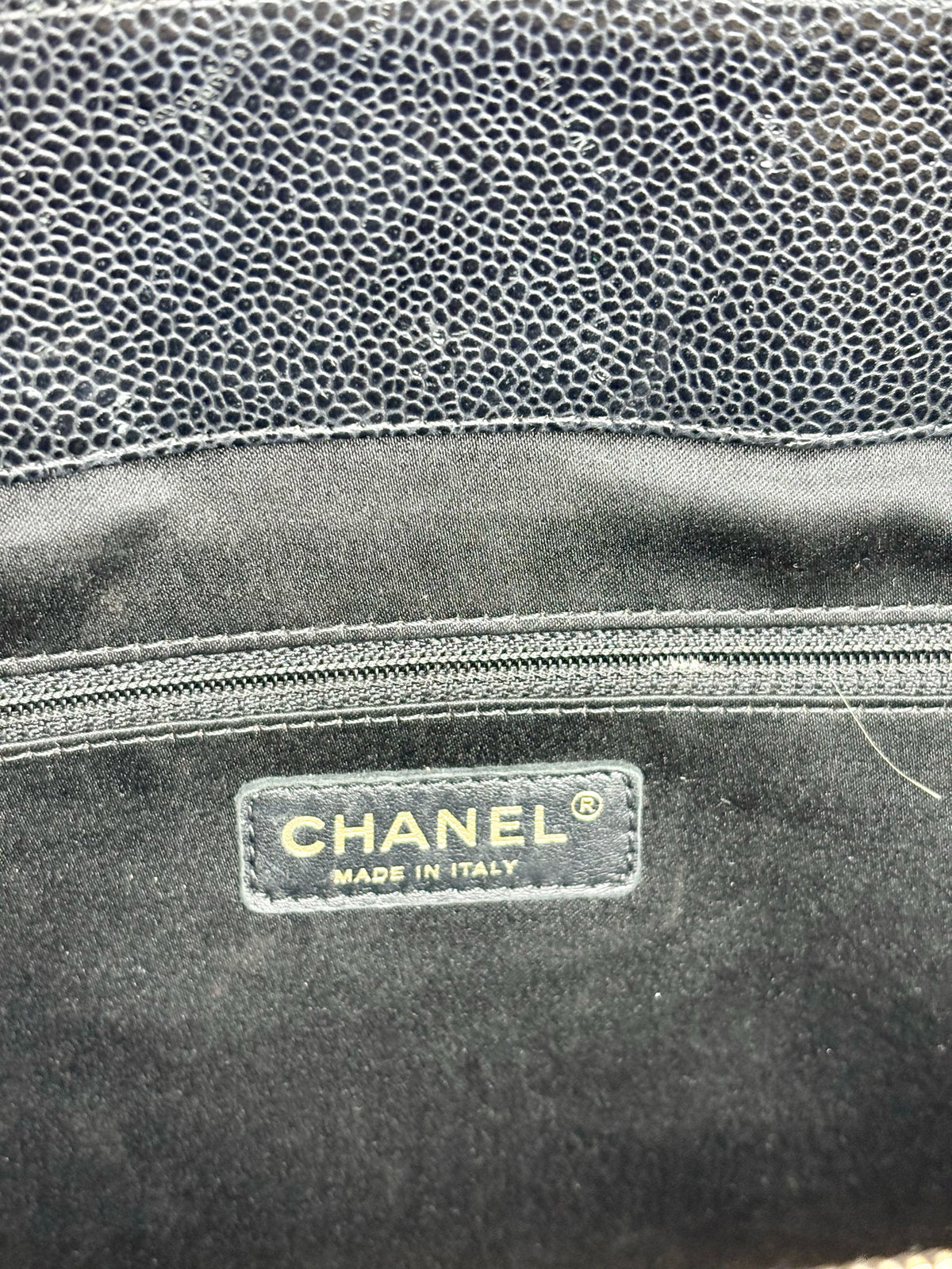 Chanel Extra Large GST Caviar Leather Black Quilted 16" Wide Pre-owned Tote
