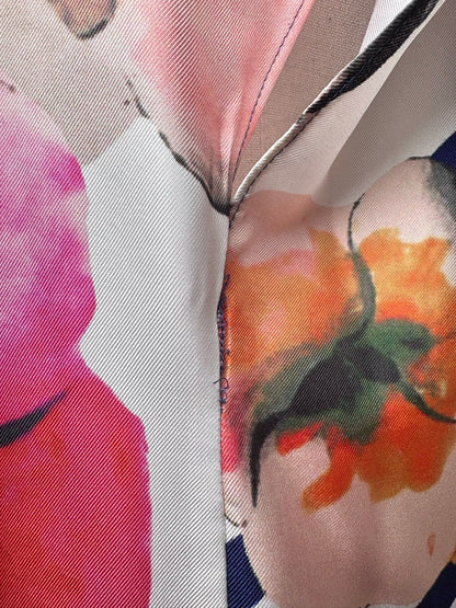 Women Size XS CH Carolina Herrera blue,white,red,pink 100% Silk Top