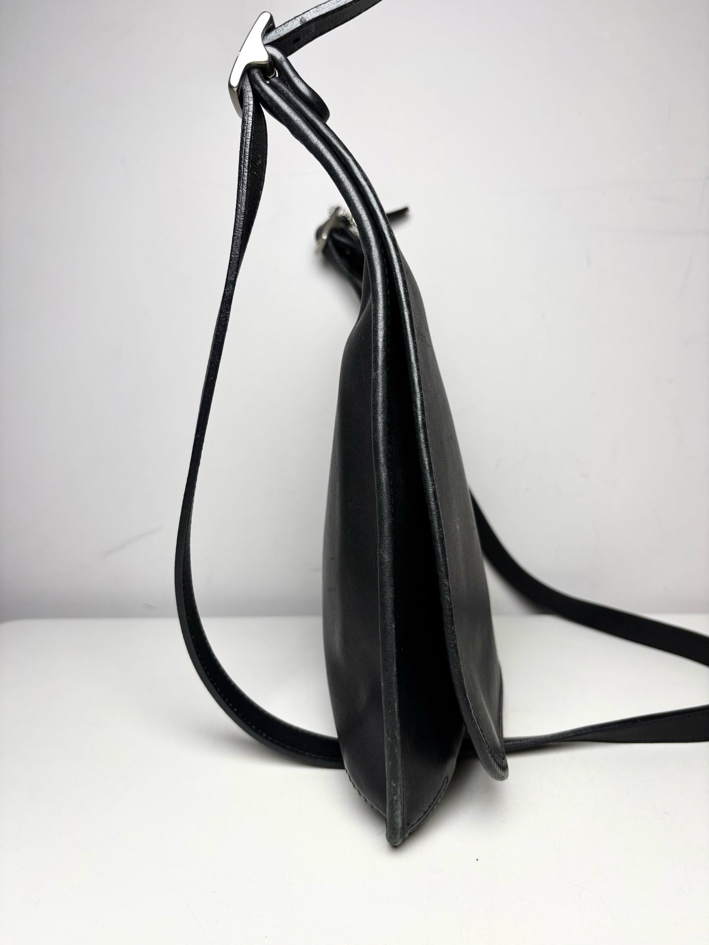 Coach Hippie Saddle Slim 9082  Vintage Leather Pre-owned Black Purse