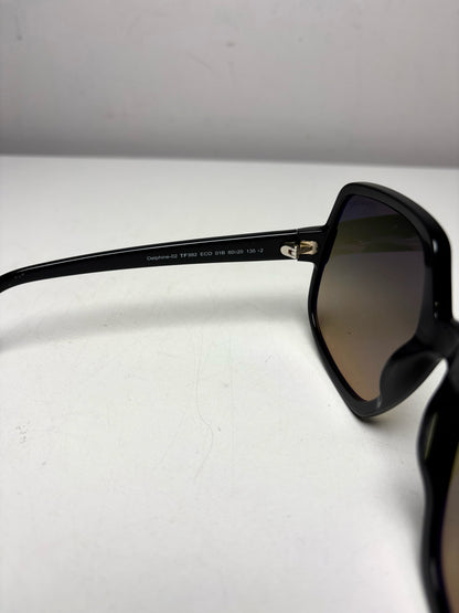 Tom Ford Women's NWT, Pre-owned Black Acetate Sunglasses