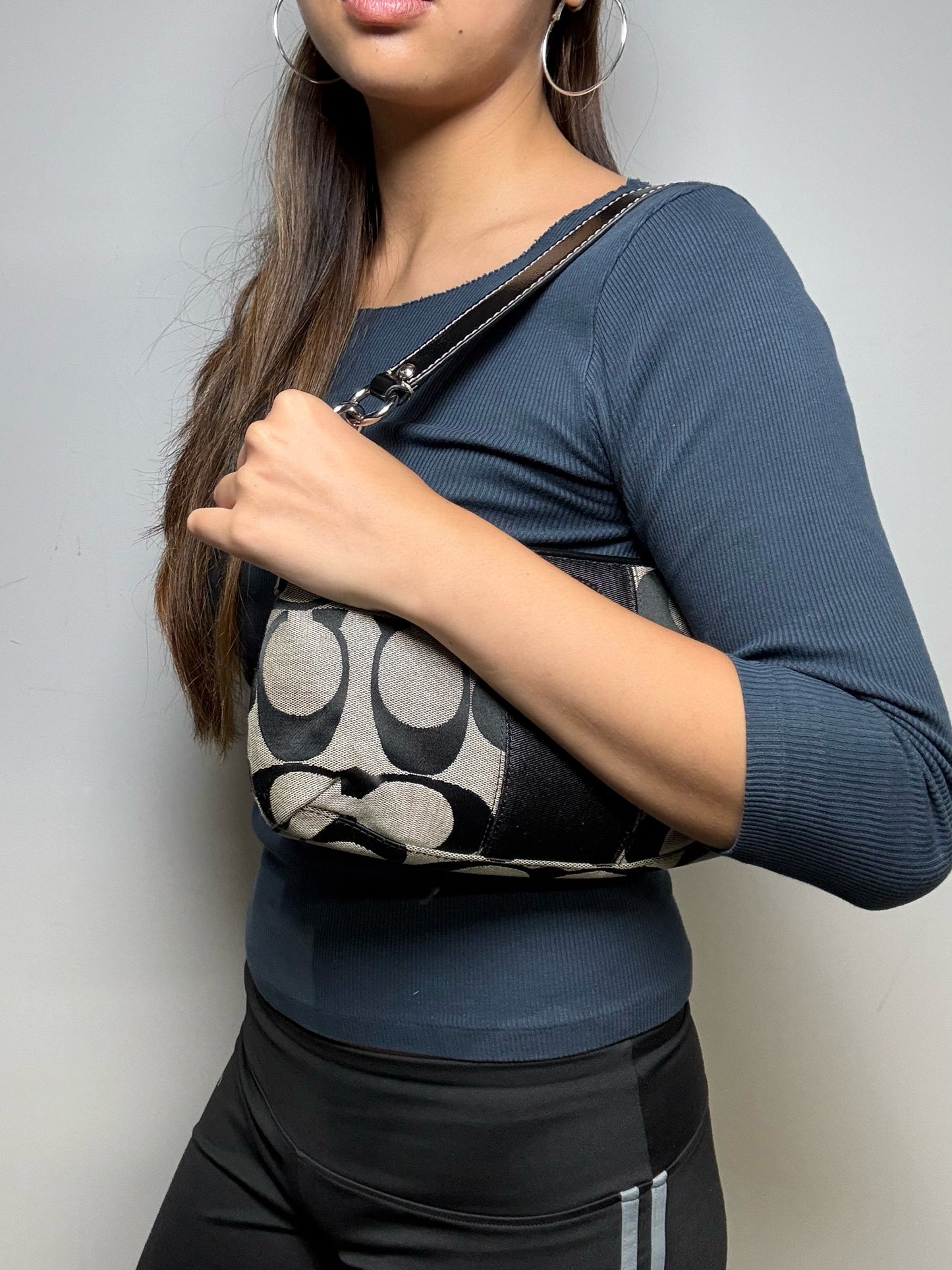 Women's Coach Black & Grey Signature Canvas Y2K Vintage Pre-Owned Half Moon Shoulder Bag