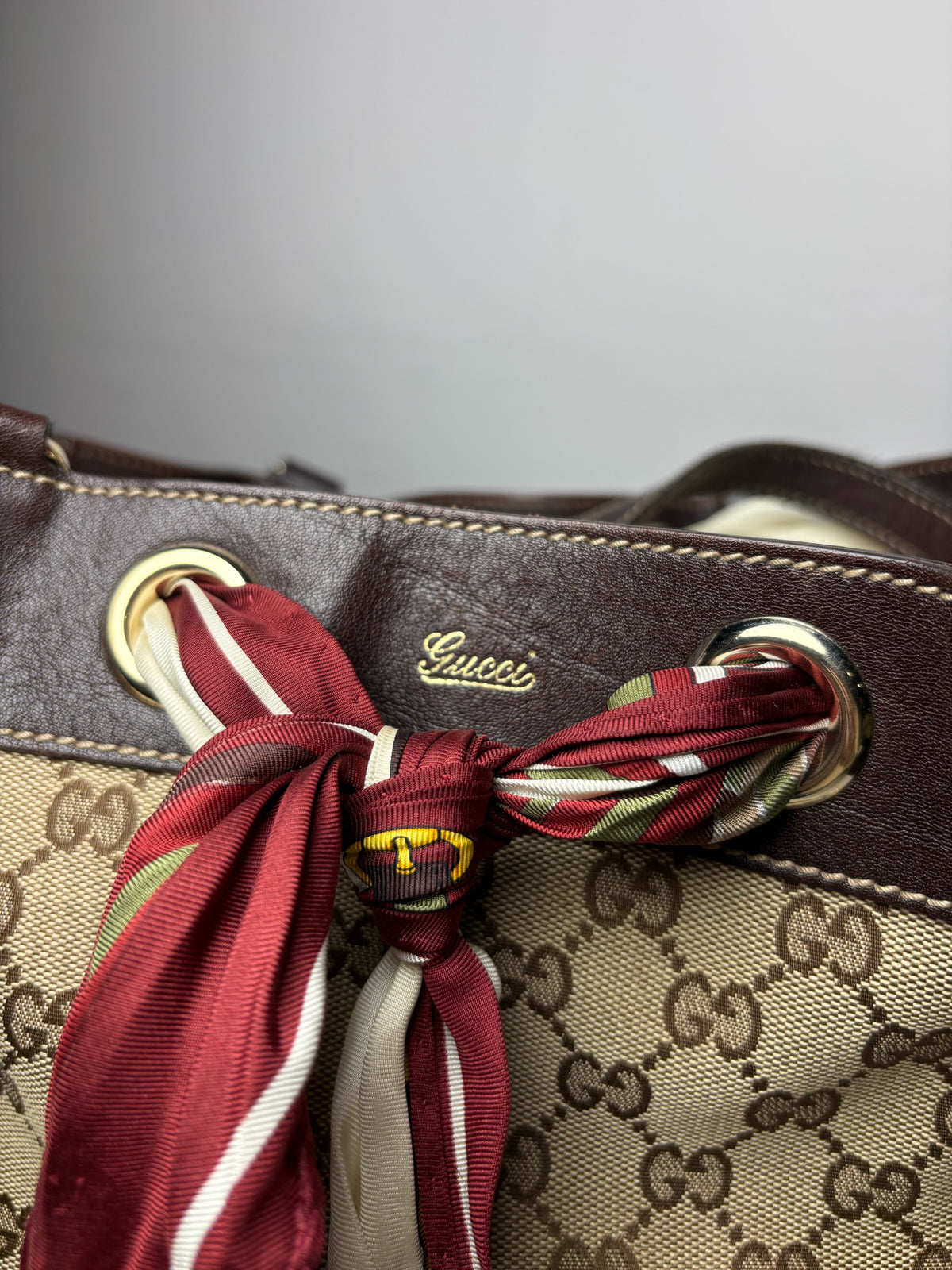 Women's Authentic Gucci GG Canvas Positano Brown Leather Vintage Authentic Pre-Owned Tote Bag