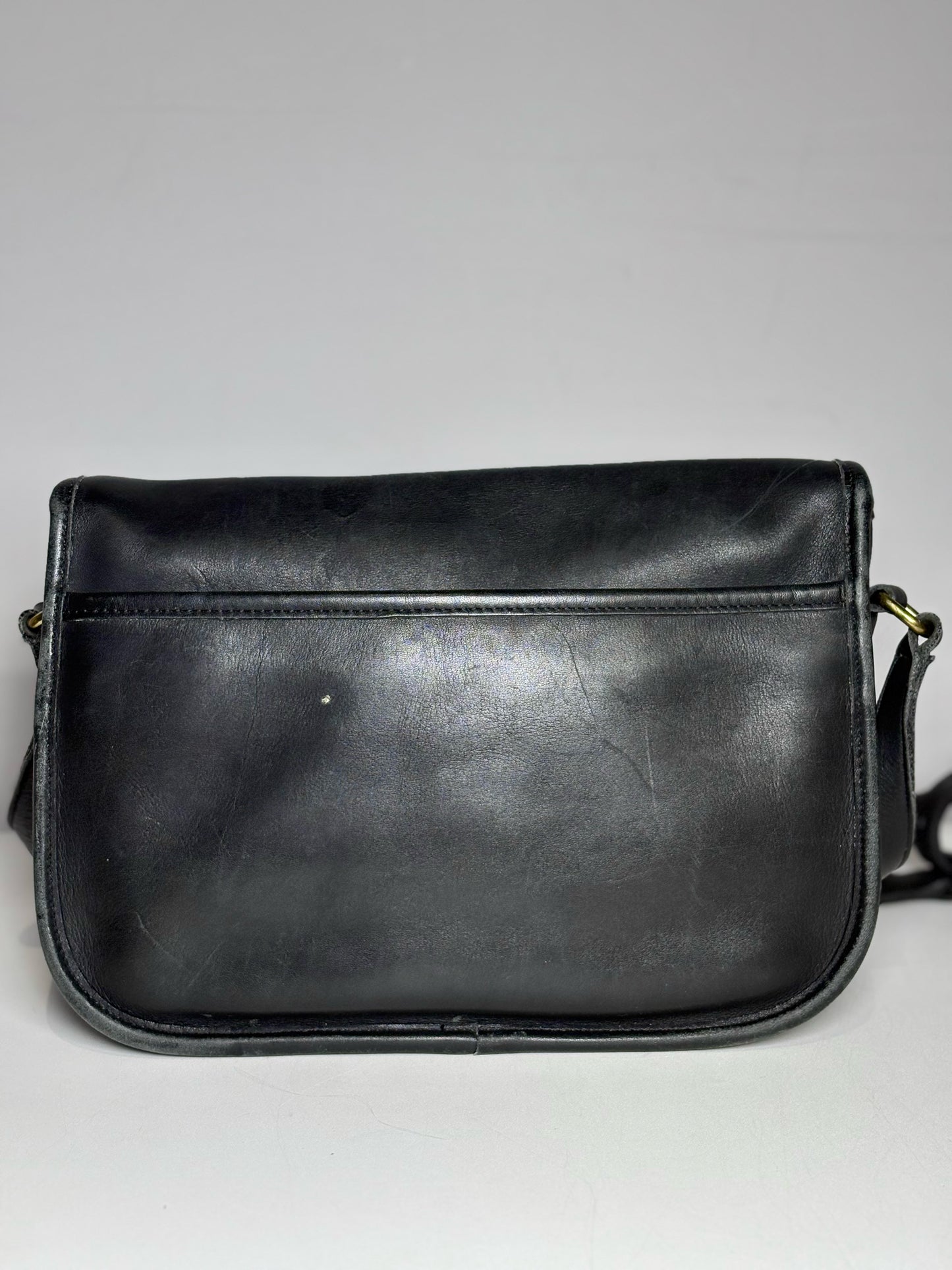 Coach Solid Vintage Leather Pre-owned Black Genuine Leather Small Purse