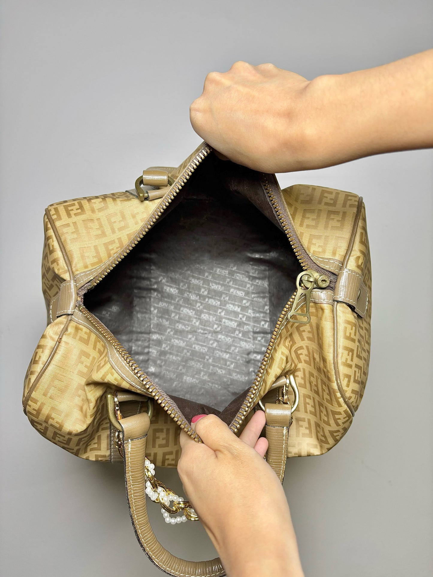 Zucchino Canvas Fendi Monogram Vintage Tan Purse