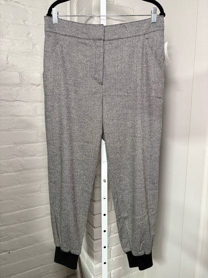 Women Size 12 Veronica Beard Black, White Chevron Jogger Pants