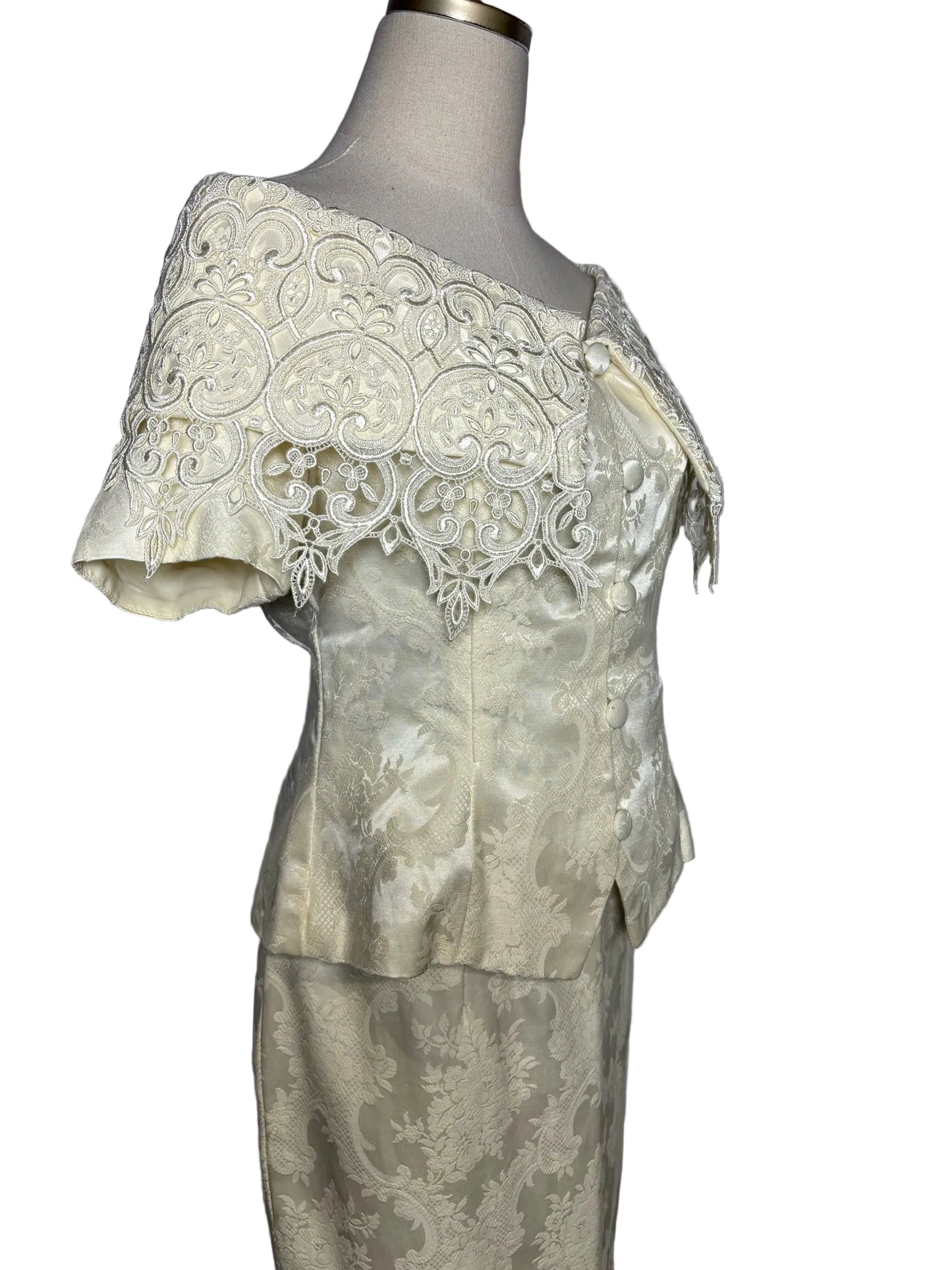 Size 12 Jessica McClintock Vintage Off-white Lace Jacket/Skirt Women's Suit