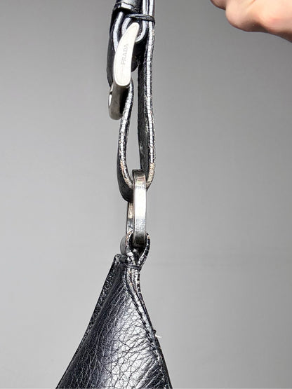 Prada Solid Vintage Leather Pre-owned Black Medium Purse
