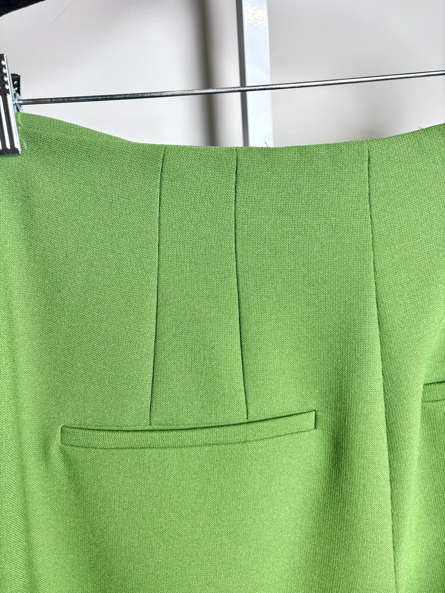 Women Size 16 Veronica Beard Green Solid Women's Polyester Pre-owned Pants