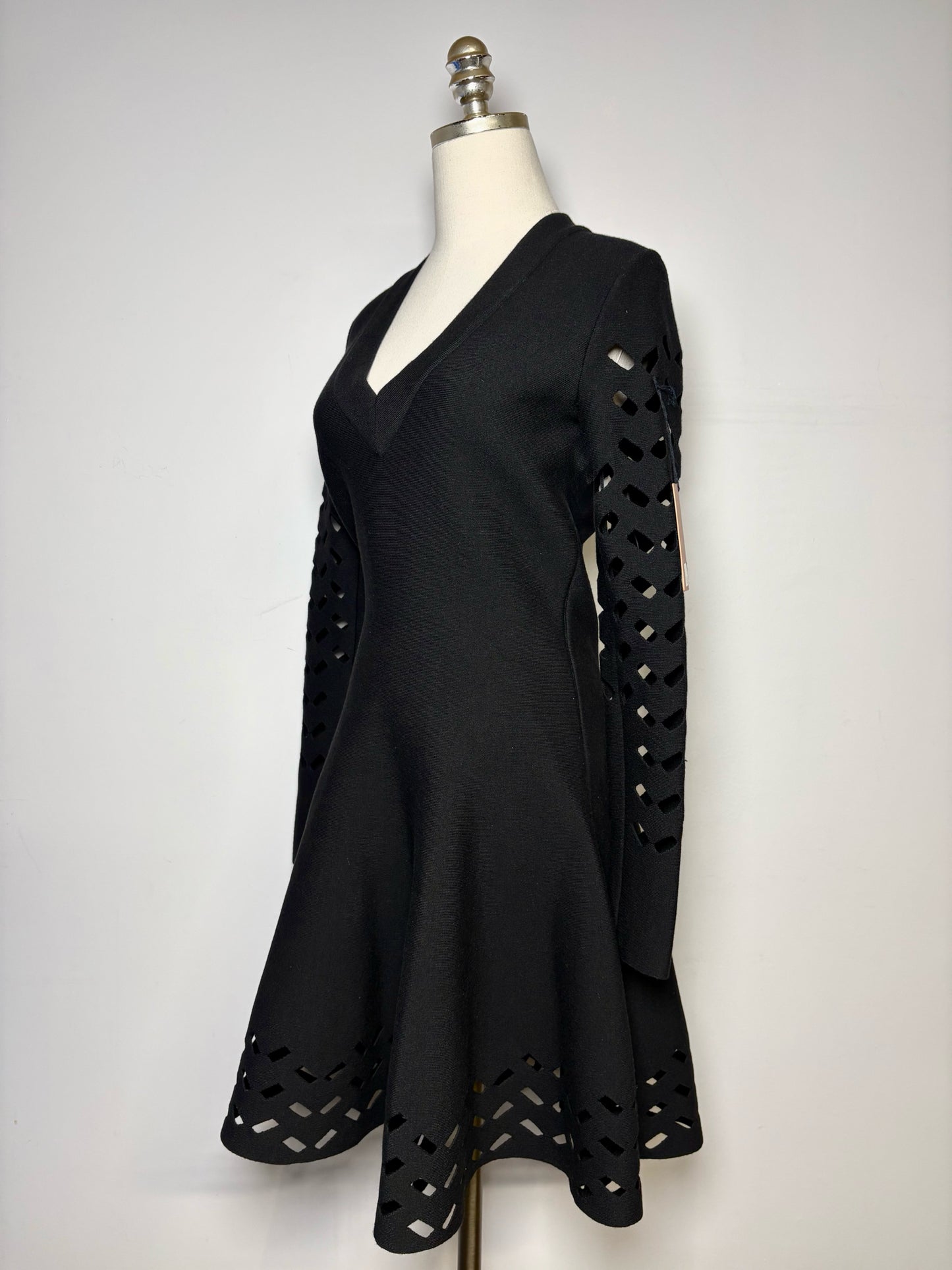 Women Size 42 ( 6 US) Alaia Black Solid Wool Blend NWT Dress