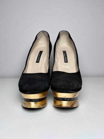 W Shoe Size 40 (10, US) Gianfranco Ferre Black Suede Vintage Heels