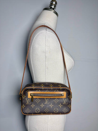 Louis Vuitton Cite Pochette PM Monogram Vintage Pre-owned Bag