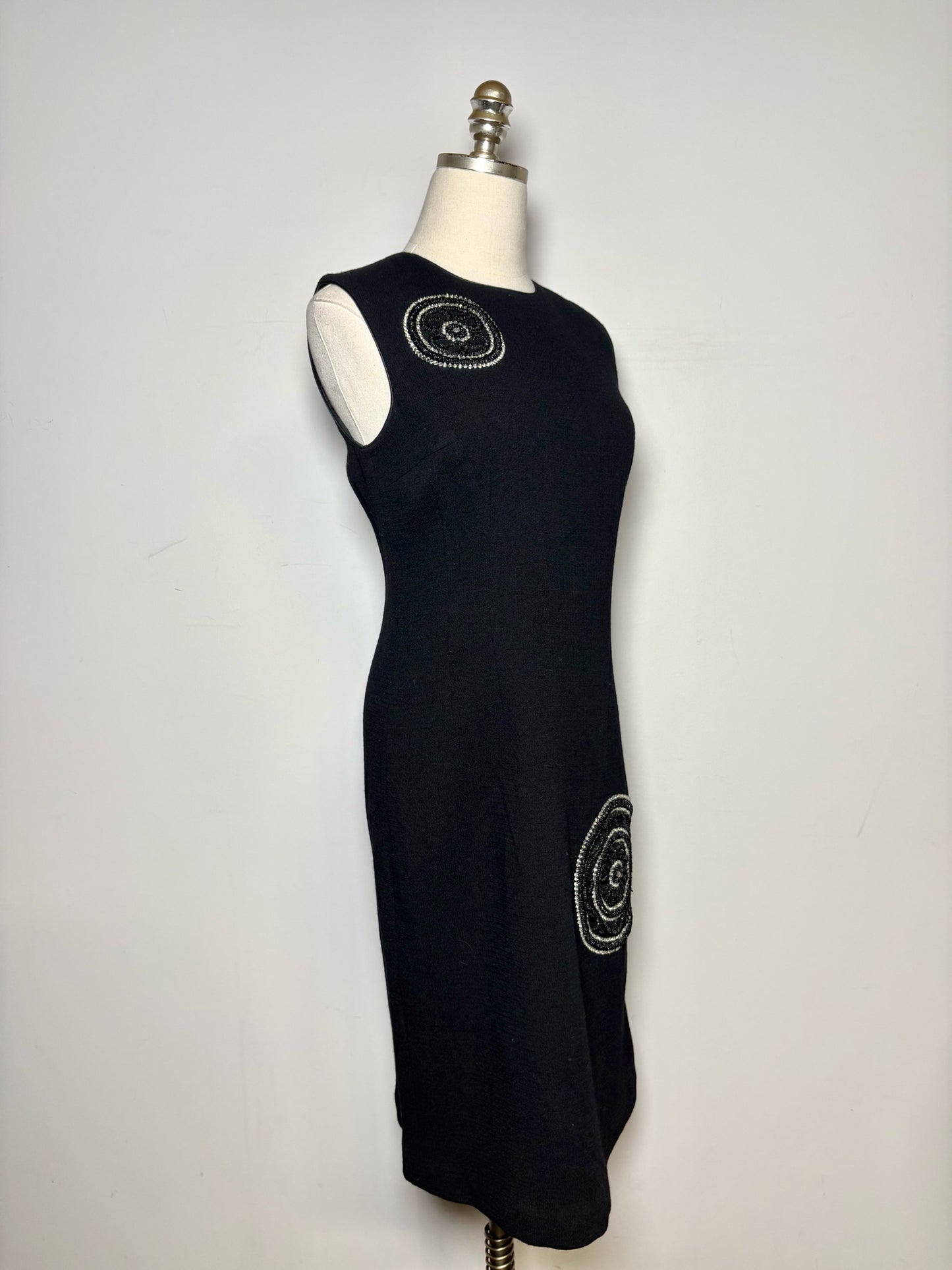 Women Size FR 40 (US 6) Rickie Freeman for Teri Jon Black Beads Pre-owned Dress