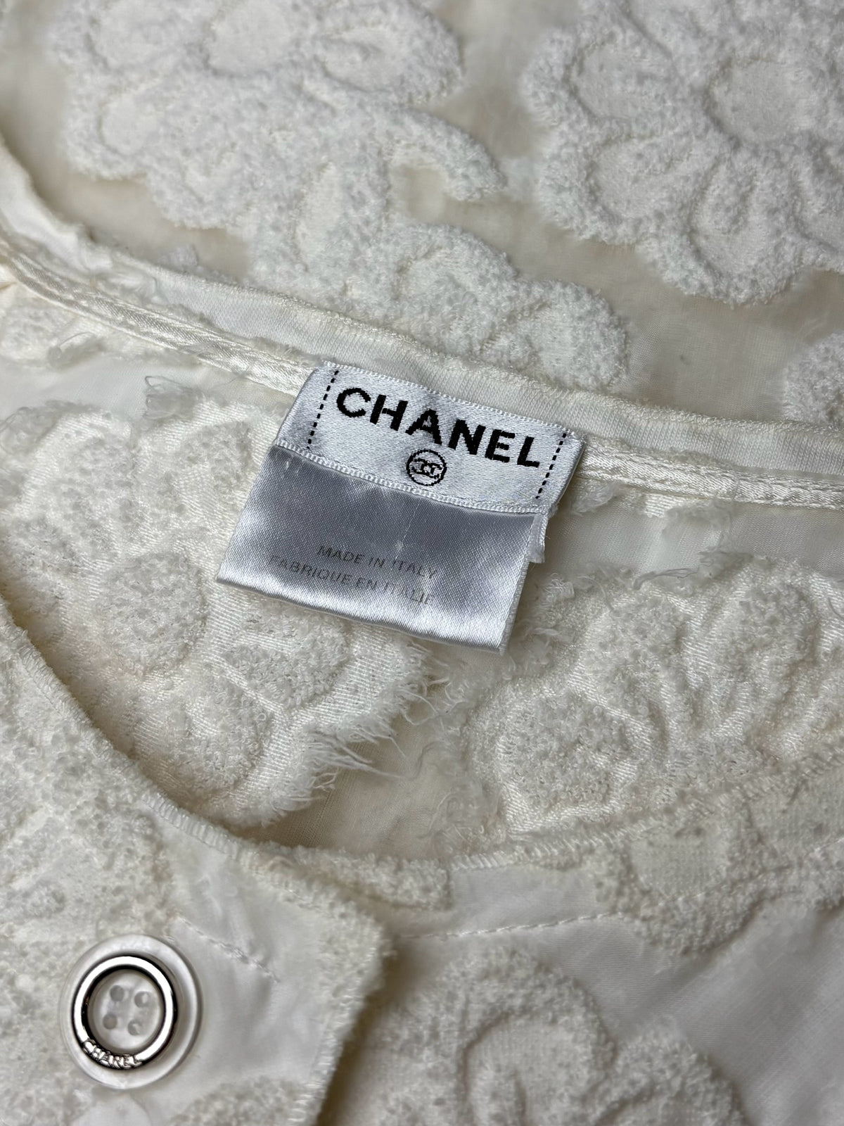 Women's Authentic Chanel 2009 Cruise Runway Ecru Flocked Camellia Semi-Sheer Pre-Owned Top