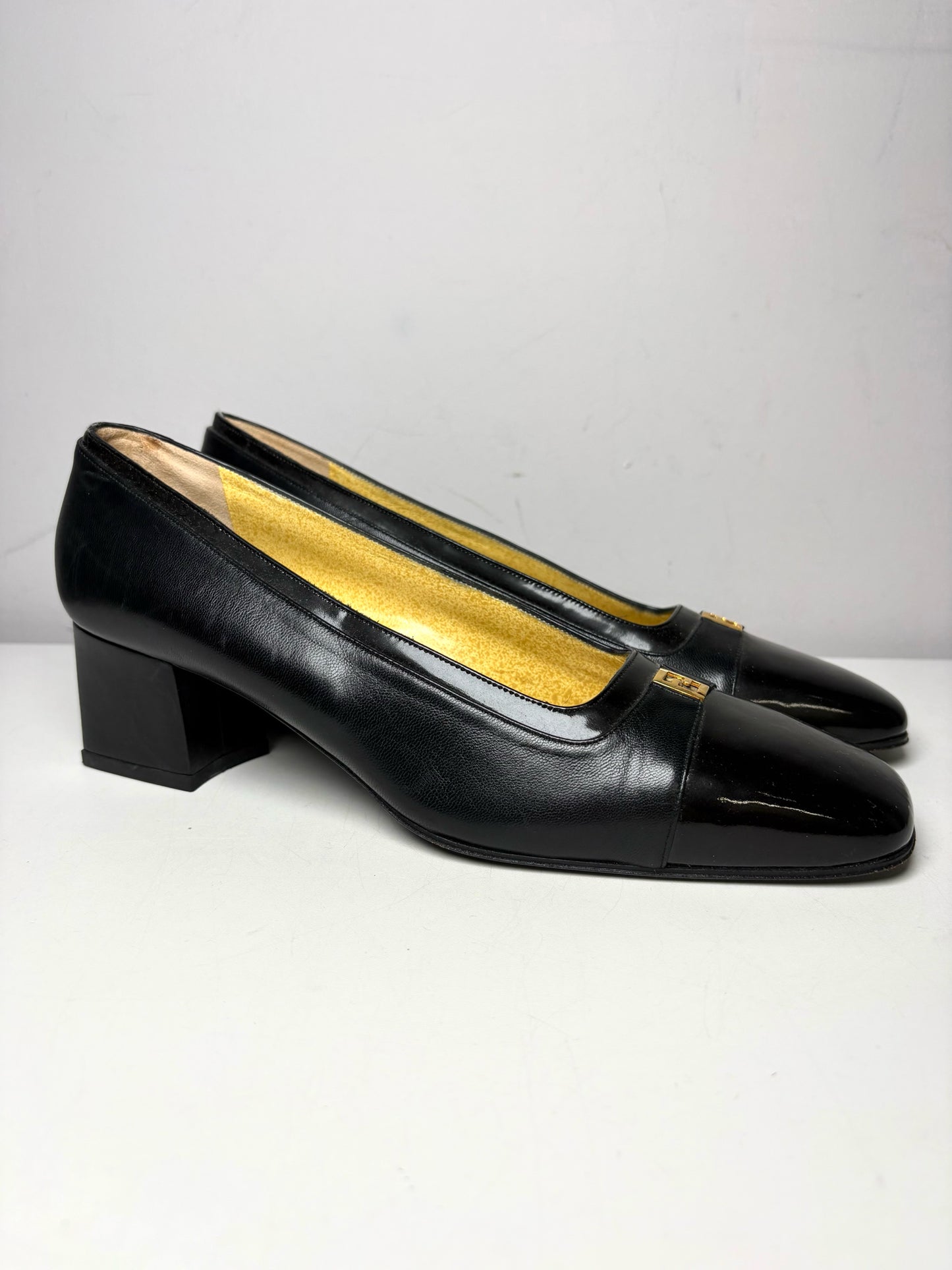 W Shoe Size 10 Fendi Black Leather Genuine Leather Women's Vintage Pump