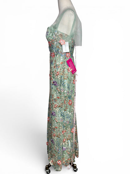 Women Size 8 MacDuggal Green Floral Women's NWT, Pre-owned Gown