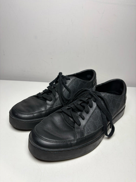 Men's Size 6.5 Authentic Gucci GG Canvas Low Grey & Black Monogram Pre-Owned Sneakers